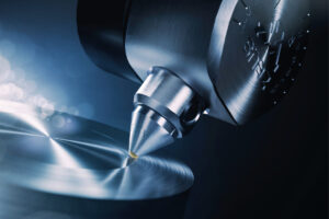 Die zeus Glättewerkzeuge ermöglichen es, schnell und kostengünstig extrem glatte Oberflächen bis < Rz 1 µm herzustellen. Dadurch können sie oft Feinbearbeitungsverfahren wie Schleifen, Läppen, Honen und Polieren ersetzen.