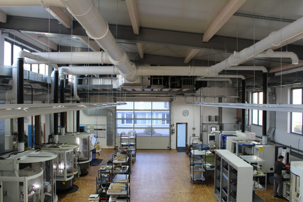 Dank hochwertiger Komponenten, die Büchel entwickelt, fertigt und montiert, erhalten Kunden eine abgestimmte Absauganlage mit hoher Energieeffizienz und maximalem Brandschutz.