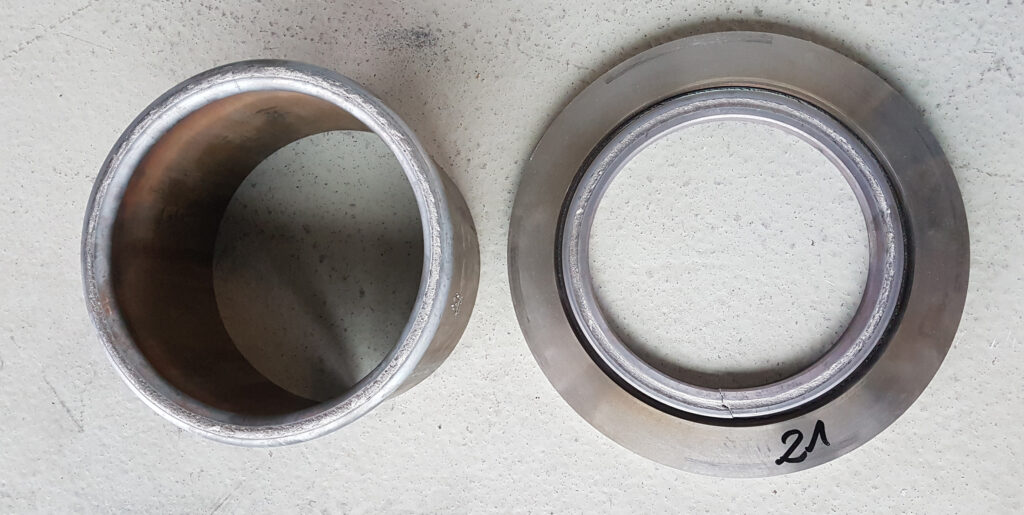 Gerade im Automobilbau lassen sich Bauteile wie zum Beispiel Komponenten für Bremsen durch Reibschweißen kostengünstig und schnell fertigen.