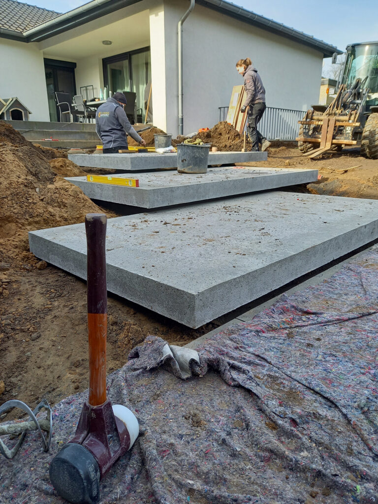 Für die meisten Projekte setzt das Team von Florian Otto den SIMPLEX-Schonhammer mit Einätzen aus Gummikomposition und Superplastik ein. 