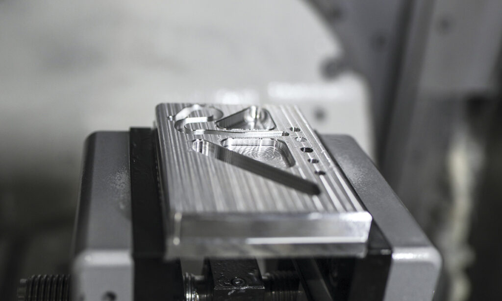 Elektromobilität, Luft- und Raumfahrt, Elektrotechnik, Maschinen und mehr – Aluminium ist der Werkstoff der Zukunft. (Foto: HUFSCHMIED)