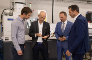 Höchste Qualität steht bei beiden im Fokus: bei der SCHUMAG AG und der Citizen Machinery Europe GmbH.