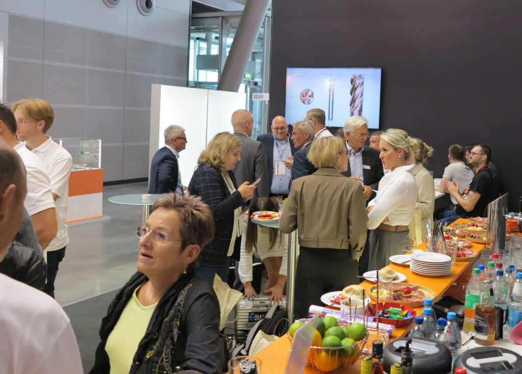 Presselunch am Inovatools Messestand auf der AMB 2024