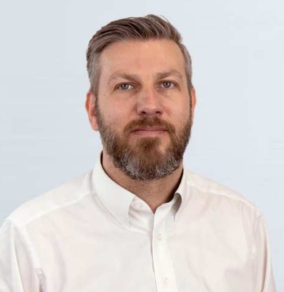 8205.Marcus Schubert