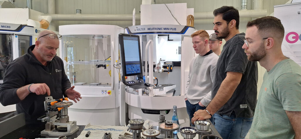 8498.Schulung Maschine1