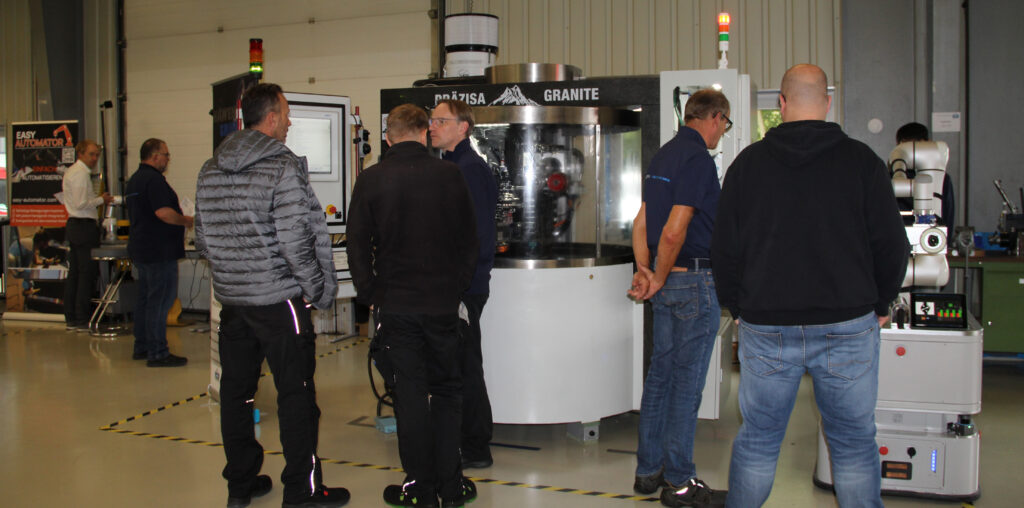HAWEMA demonstriert automatisierte Werkzeugschleifprozesse beim Open House 2025