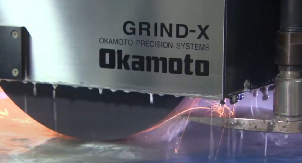 Flachschleifen mit Okamoto MAP Grinding ohne Luftschleifen
