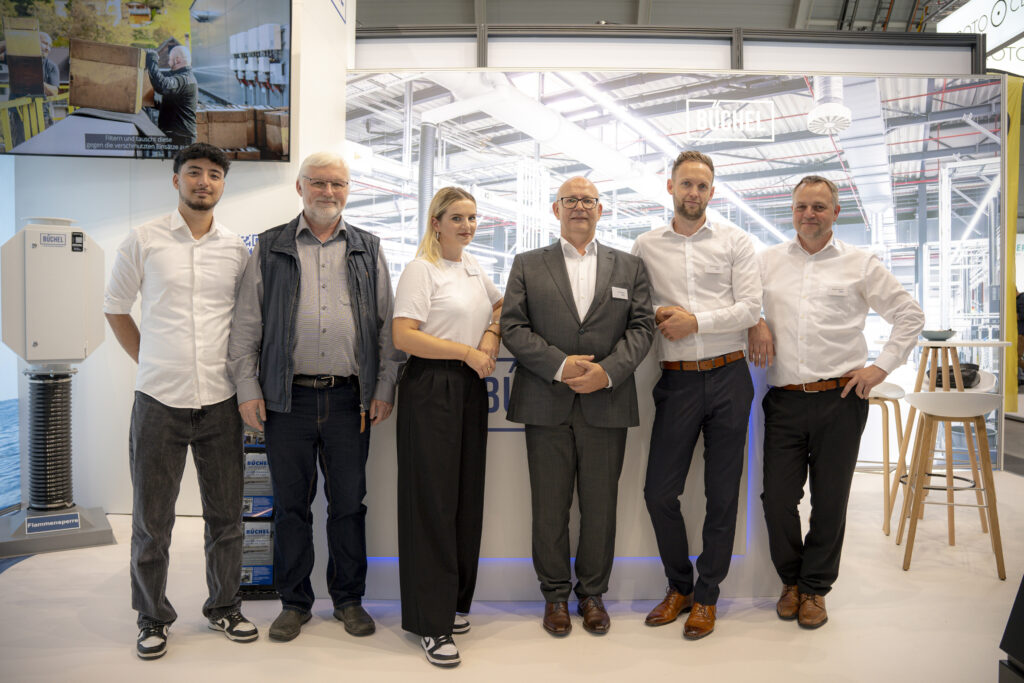 Das Team von Büchel präsentiert auf den Dreh- und Spantagen 2025 frische Ideen und Lösungen für saubere Luft.