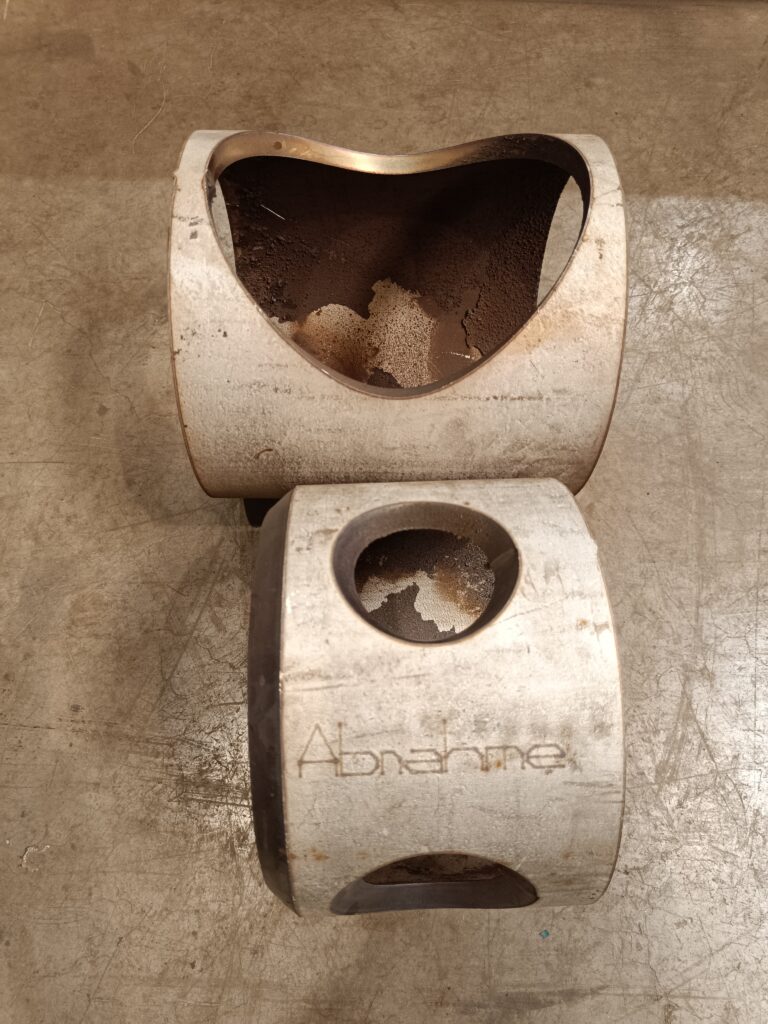 Kremsmüller modernisiert Anlagenbau mit Messer Cutting Systems 2 Bearbeitete Rohre mit Schweißnahtfasen aus der OmniMat CNC-Schneidmaschine
