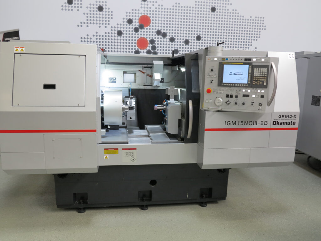 Innenrundschleifmaschine Okamoto IGM 15 NCIII 2B Okamoto IGM 15 NCIII 2B mit unabhängig verfahrbaren Schleifspindeln